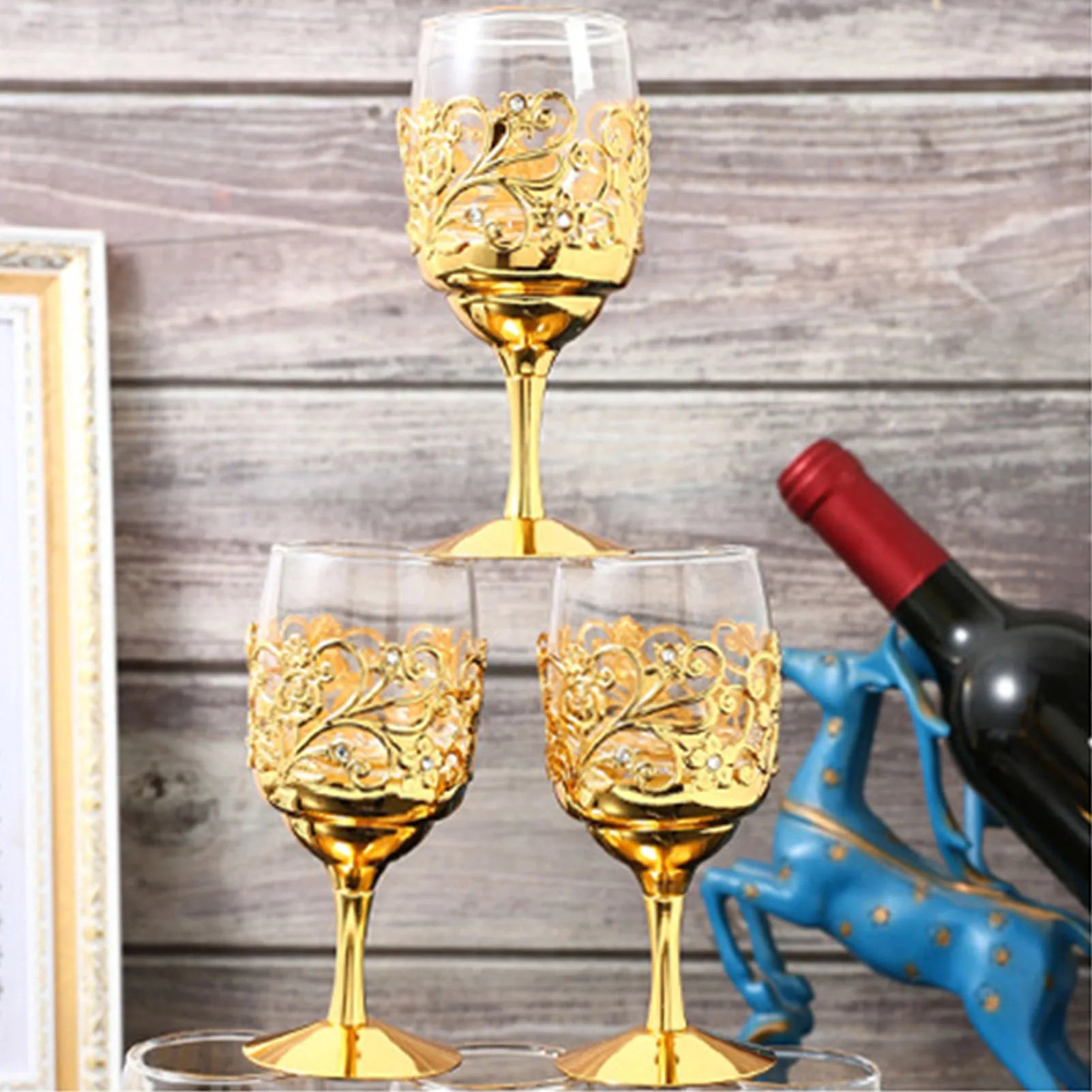 Golden Goblet Wine Glass Vintage European Wine Glass Goblet for Party Gathering Wedding Use Christmas Decoration Utensils